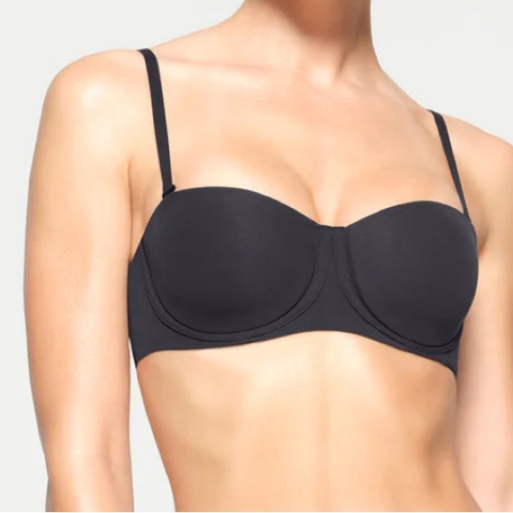 Skims Fits Everybody Strapless Bra Onyx 32DDDD - Picture 3 of 6